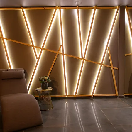 Reverence Boutique Hotell