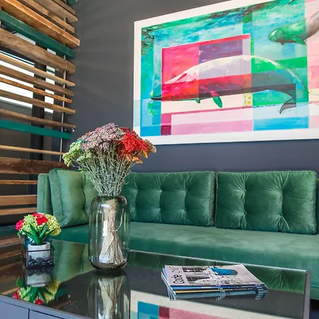 Reverence Boutique Hotel 3*