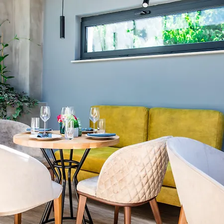 Reverence Boutique Hotel