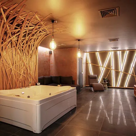 Reverence Boutique 3* 바르나