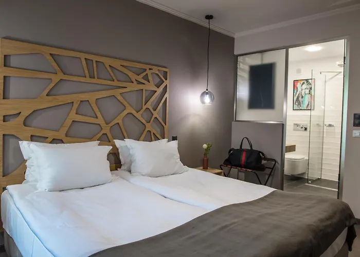 Reverence Boutique Hotel 3*