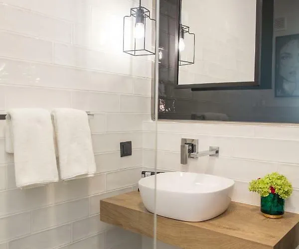 Hotel Reverence Boutique