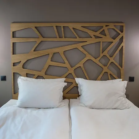 Reverence Boutique ヴァルナ