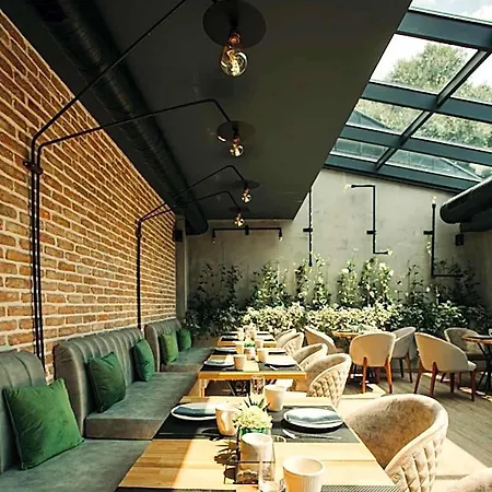 Reverence Boutique Готель 3*