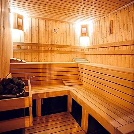 Reverence Boutique Готель